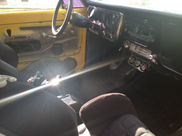 1971 Yellow Chevrolet C-10