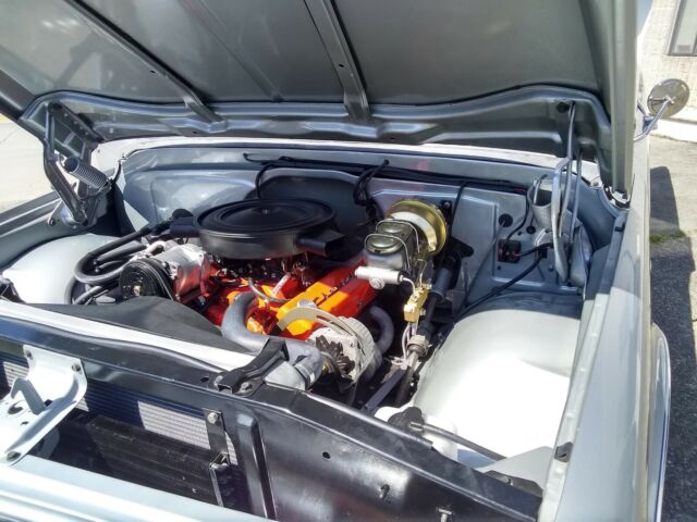 1971 Silver Chevrolet C-10 Standard Cab Pickup