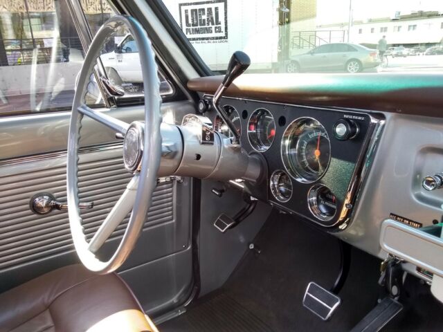 1971 Silver Chevrolet C-10 Standard Cab Pickup