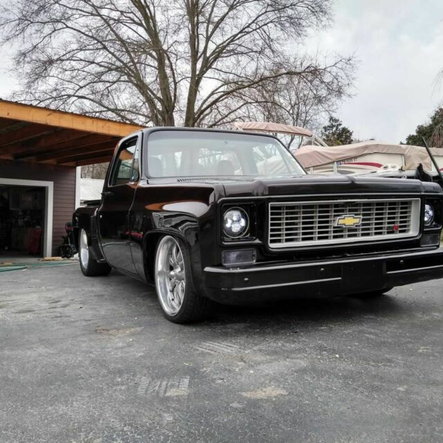 1974 Mahogany metallic brown Chevrolet C-10