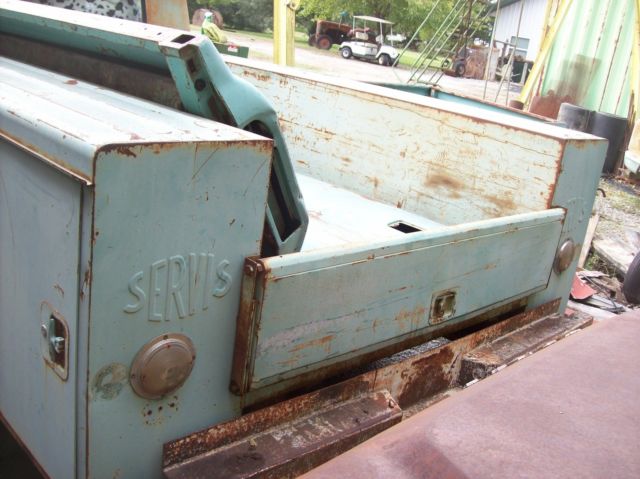 1967 green Chevrolet C-10 utility box