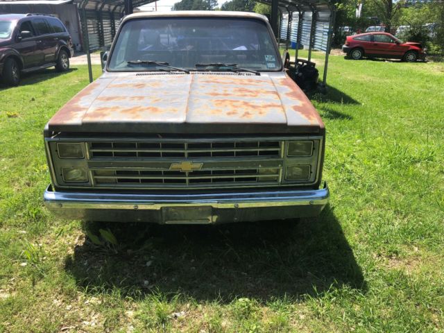 1987 Gray Chevrolet C-10