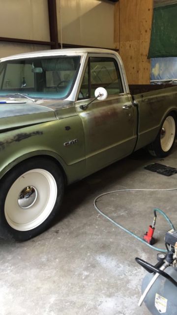 1970 Green Chevrolet C-10 Truck