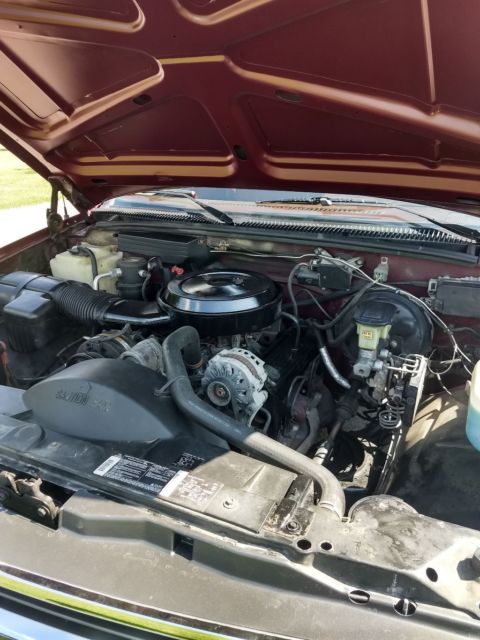 1994 Maroon Chevrolet C/K Pickup 1500 Short bed