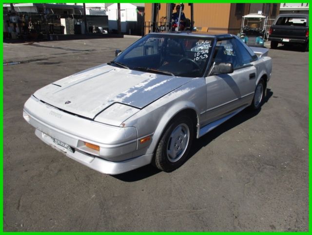 1987 Silver Toyota MR2 Coupe