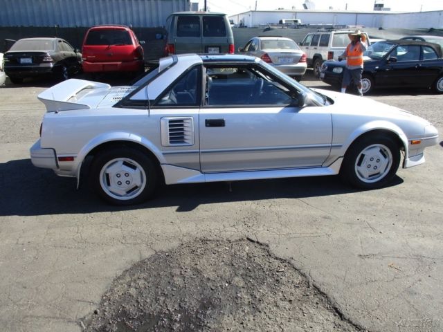 1987 Silver Toyota MR2 Coupe