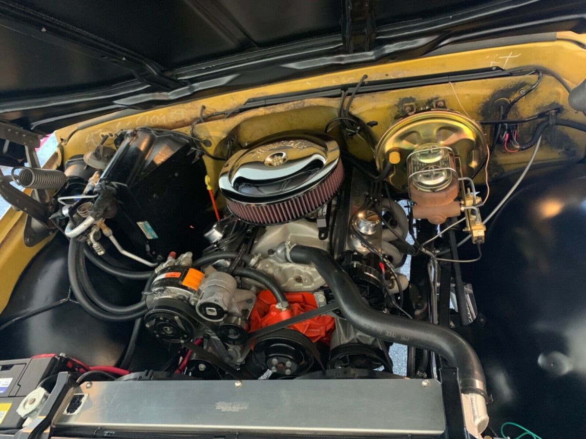 1972 Yellow Chevrolet C/K Pickup 2500 Standard Cab Pickup