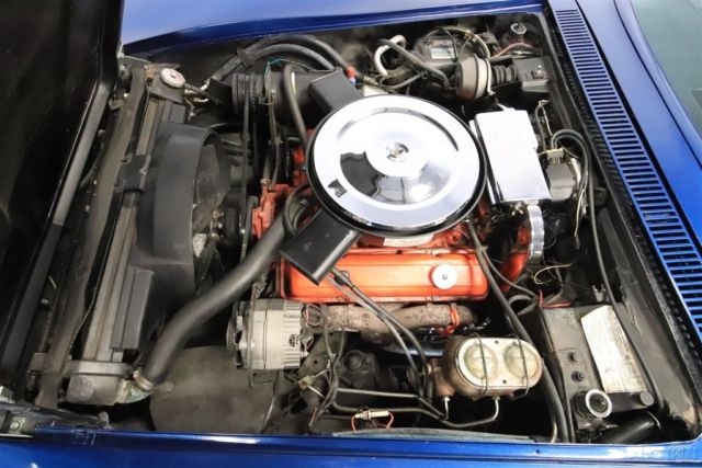 1972 Blue Chevrolet Corvette