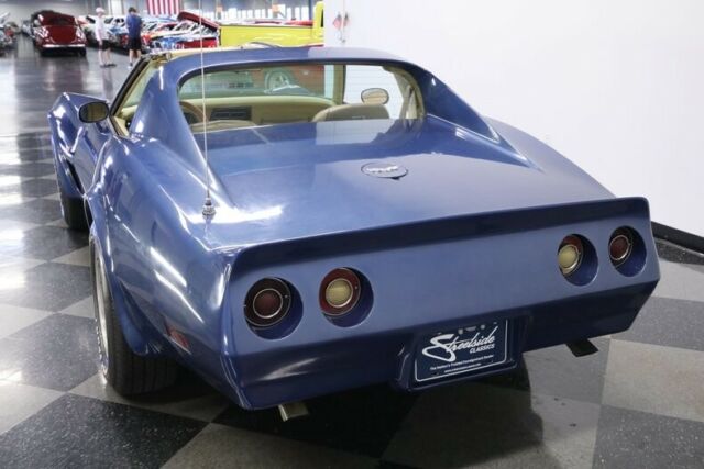 1977 Blue Chevrolet Corvette Coupe