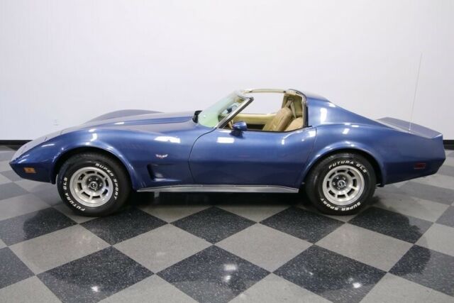 1977 Blue Chevrolet Corvette Coupe