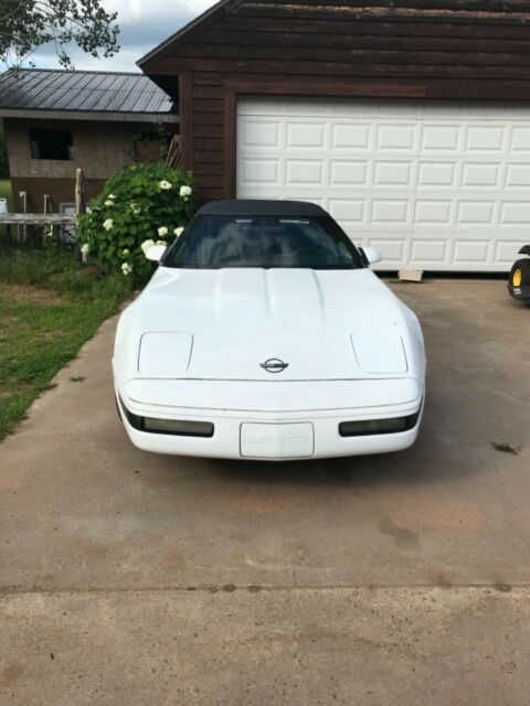 1991 White Chevrolet Corvette Convertible