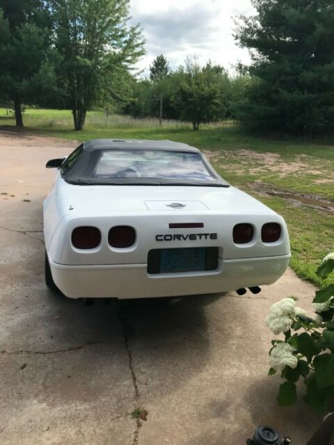 1991 White Chevrolet Corvette Convertible