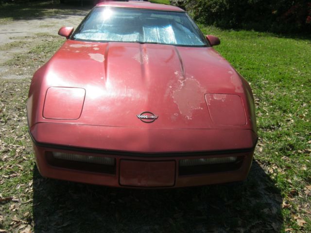 1986 Burgundy Chevrolet Corvette Coupe