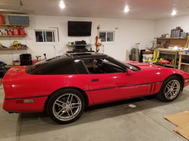 1989 Red Chevrolet Corvette Coupe