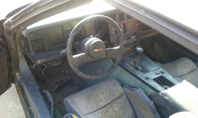 1985 Black Chevrolet Corvette Coupe