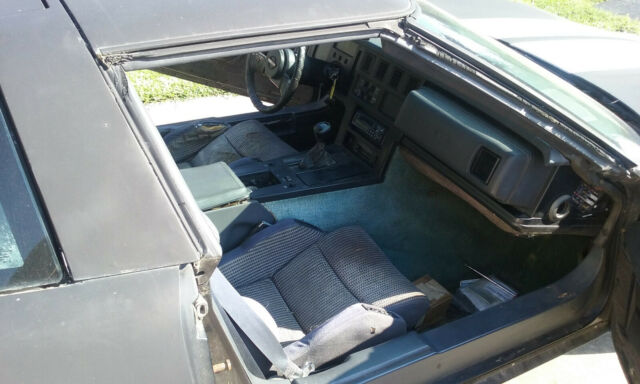 1985 Black Chevrolet Corvette Coupe