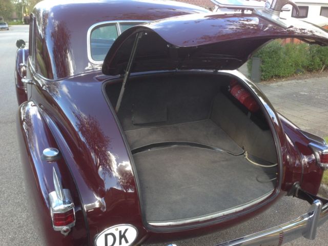 1939 maroon Cadillac Other sedan
