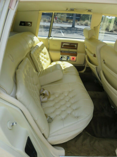1982 Other Cadillac Fleetwood Sedan