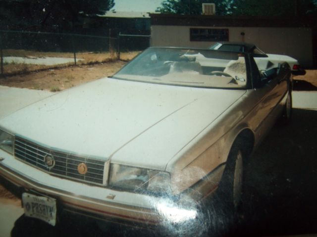1990 Tan Cadillac Allante Convertible