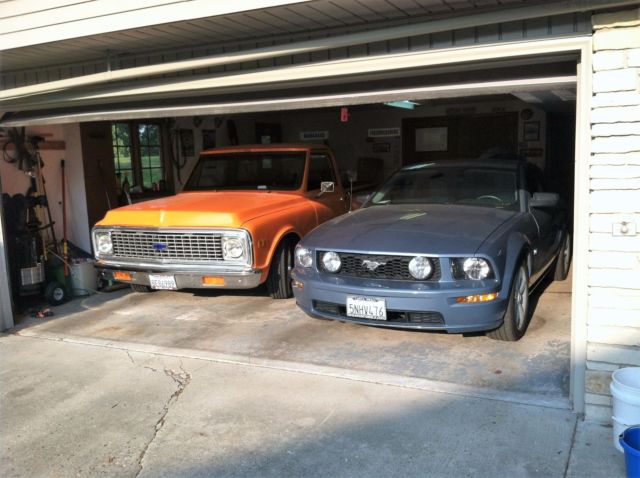 1971 Orange Chevrolet C-10 Standard Cab Pickup