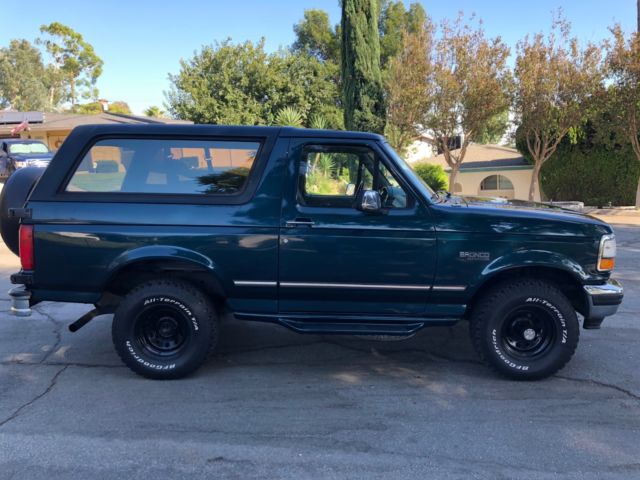 1994 Green Ford Bronco SUV
