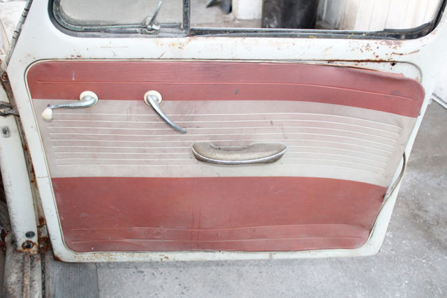 1962 White Volkswagen Beetle - Classic Coupe