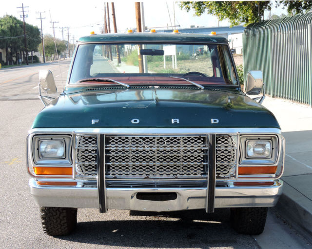 1979 Green Ford F-250 Cab & Chassis