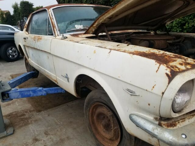 1965 White Ford Mustang Coupe