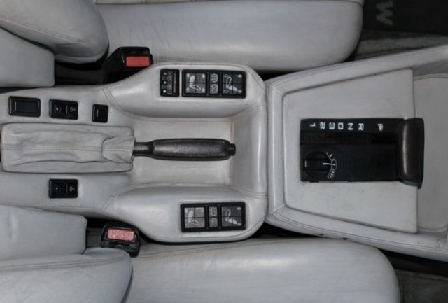 1986 Polaris 7052 BMW 7-Series 4 Door Luxury Sedan