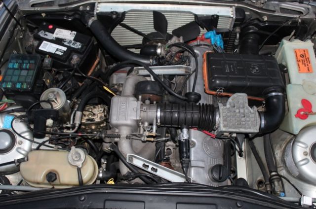 1986 Polaris 7052 BMW 7-Series 4 Door Luxury Sedan