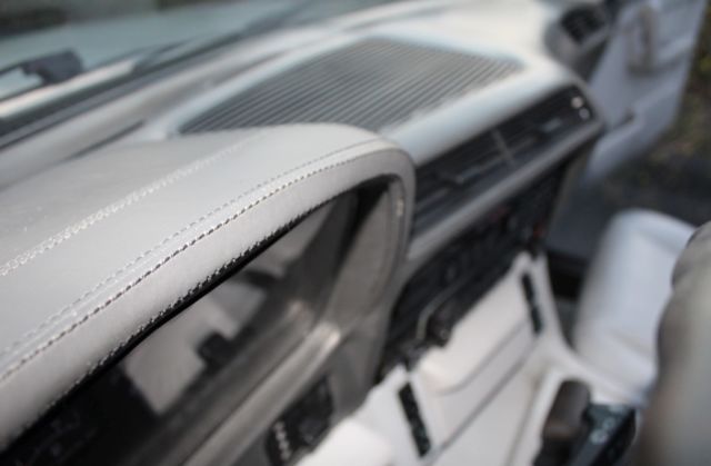 1986 Polaris 7052 BMW 7-Series 4 Door Luxury Sedan