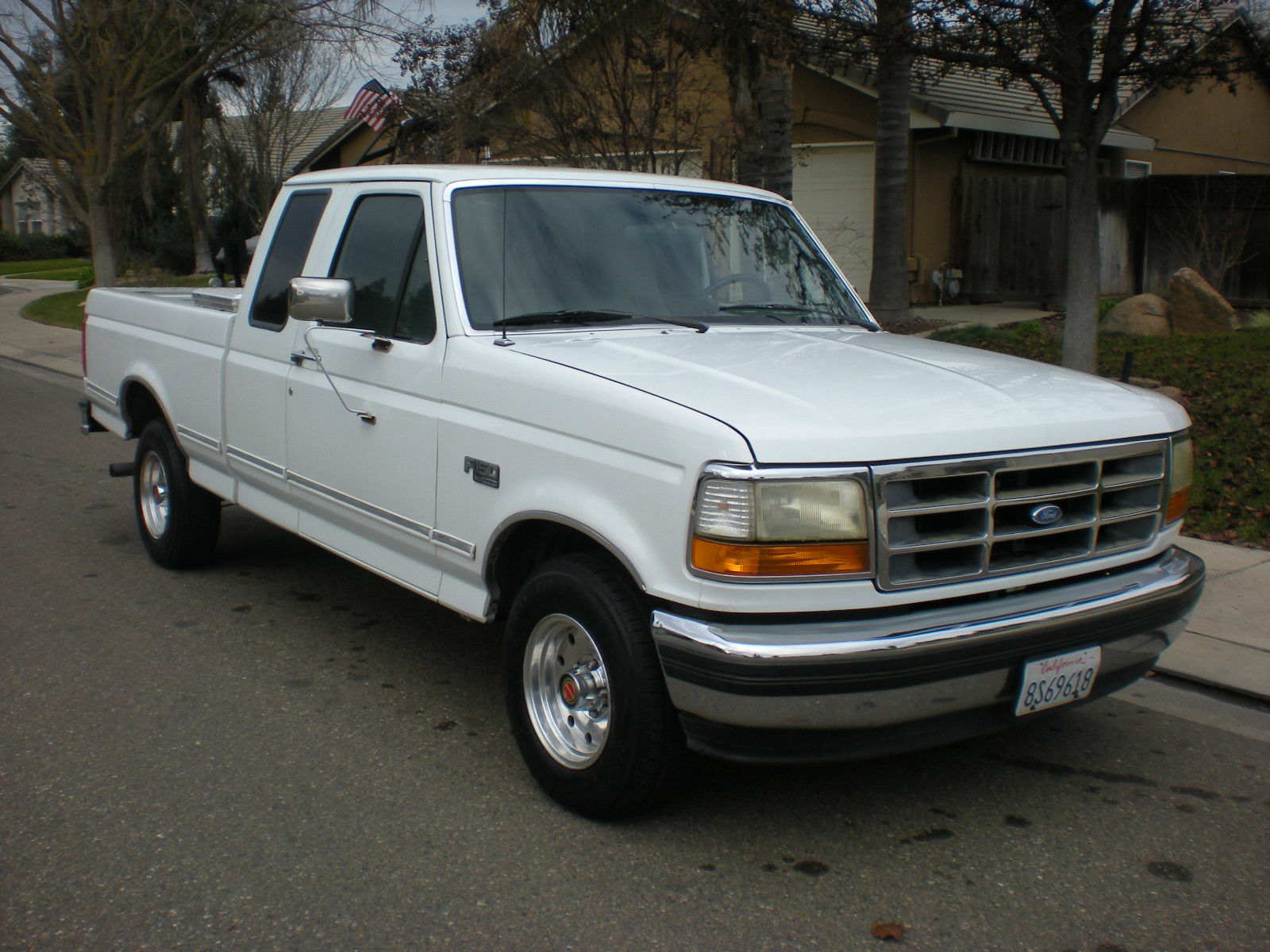 1994 White Ford F-150 Extended Cab Pickup