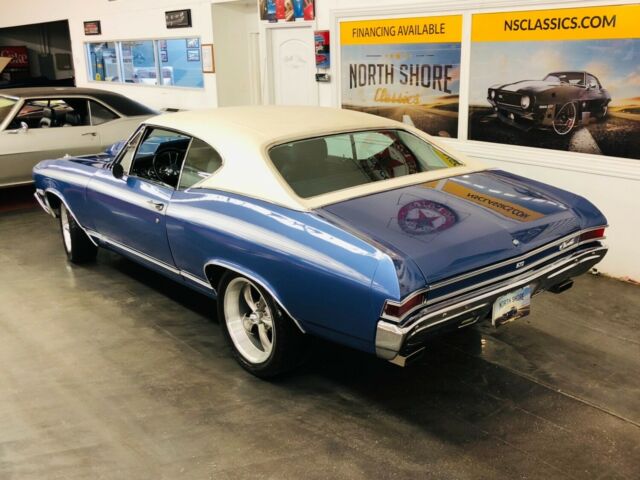 1968 Blue Chevrolet Chevelle Coupe