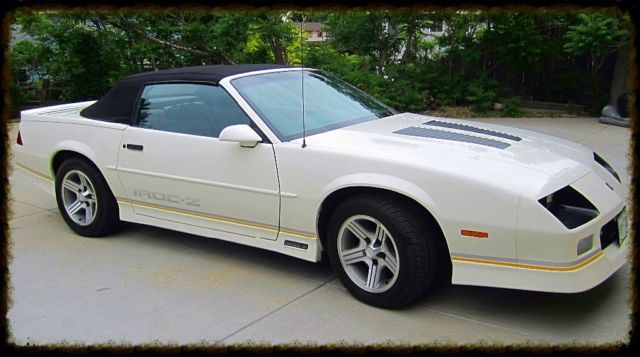 1990 White Chevrolet Camaro Convertible