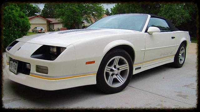 1990 White Chevrolet Camaro Convertible