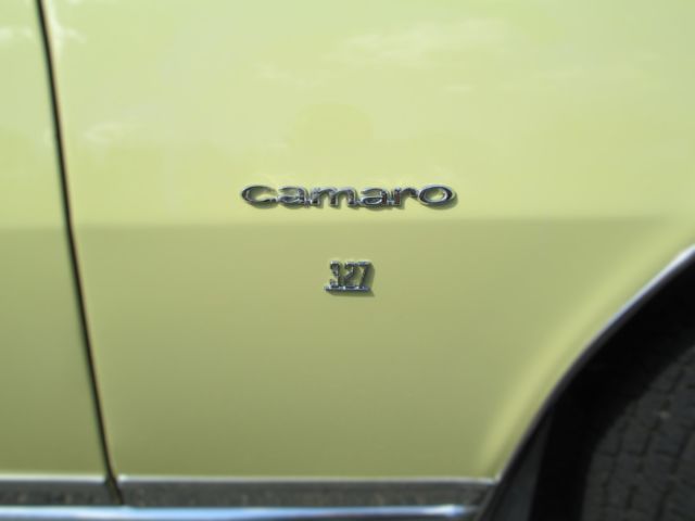 1967 Butternut yellow Chevrolet Camaro Coupe