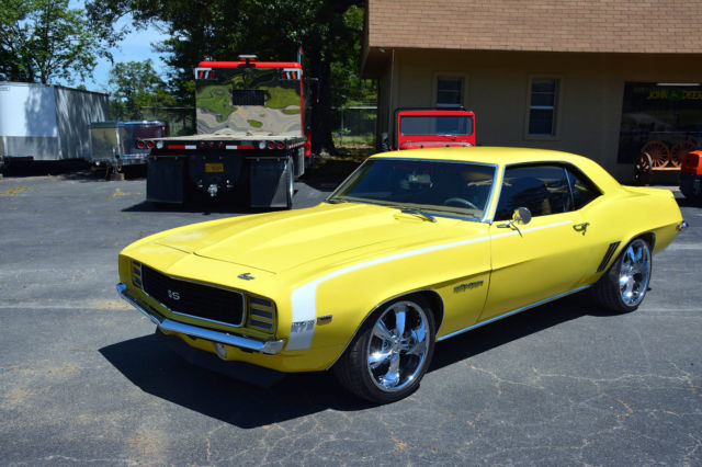 1969 YELLOW Chevrolet Camaro Coupe
