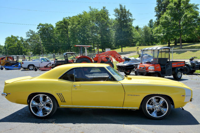 1969 YELLOW Chevrolet Camaro Coupe