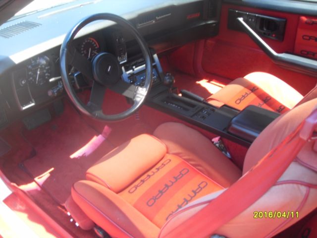 1985 White Chevrolet Camaro Coupe