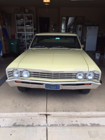 1967 Butternut yellow Chevrolet El Camino Pick up