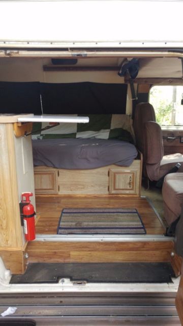 1991 Tan Ford E-Series Van Van Camper