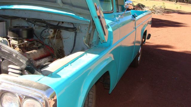 1959 blue/white Ford F-250 Standard Cab Pickup