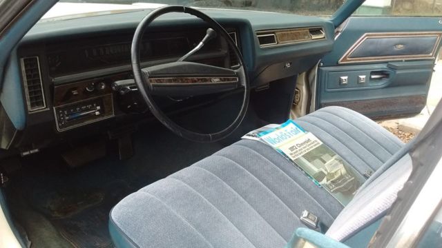 1972 White Chevrolet Capriceold Sport Sedan