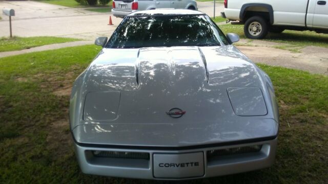 1988 Gray Chevrolet Corvette Coupe