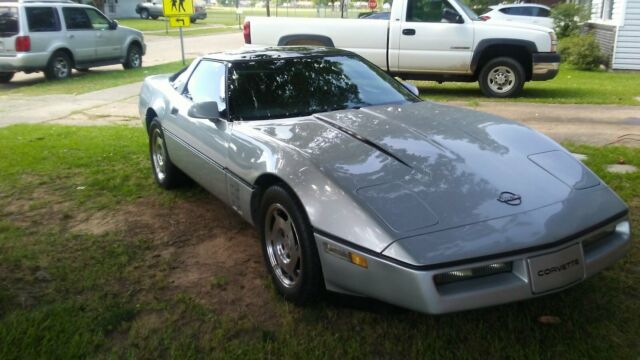 1988 Gray Chevrolet Corvette Coupe