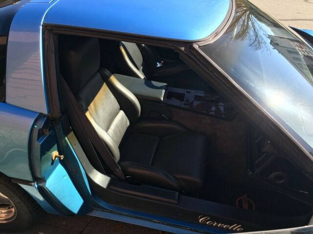 1984 Blue Chevrolet Corvette Coupe