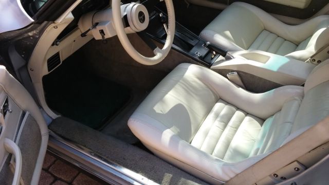 1980 Silver Chevrolet Corvette Coupe