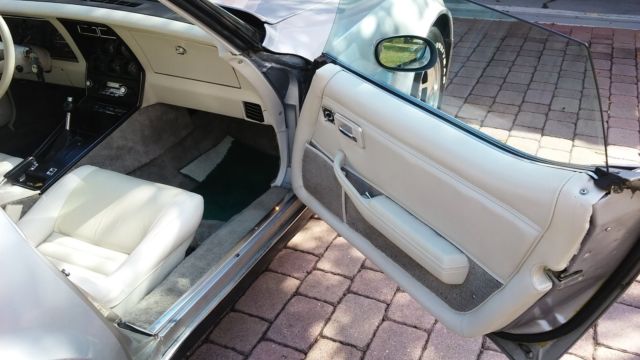 1980 Silver Chevrolet Corvette Coupe