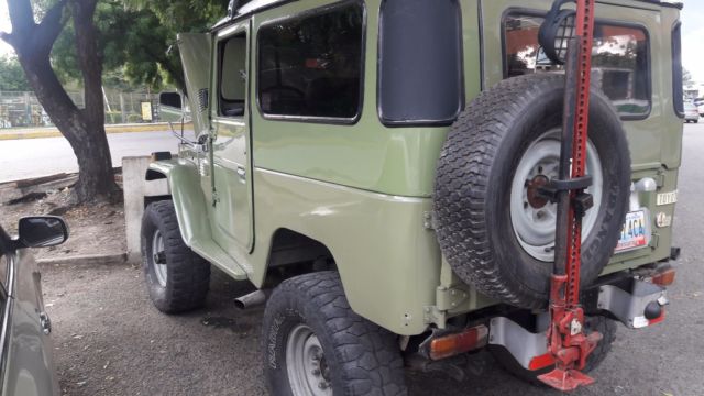 1976 Green Toyota Land Cruiser