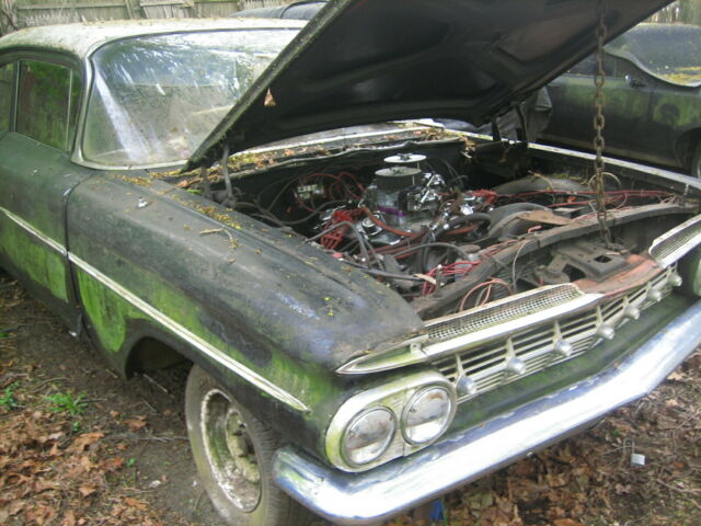 1959 b/w Chevrolet Bel Air/150/210 2 door